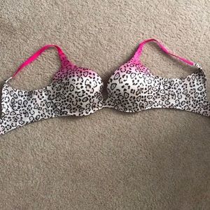 Cheetah print bra. Victoria’s Secret. Never worn.